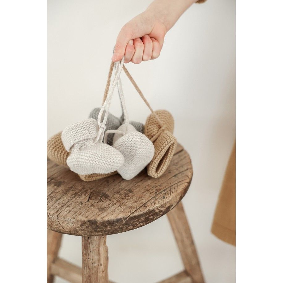 bonito patuco de punto para bebé - lista de maternidad - idea de regalo de nacimiento