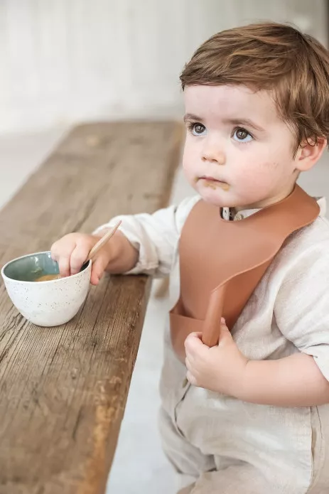 waterproof silicone bib with catcher - pretty and solid color for baby