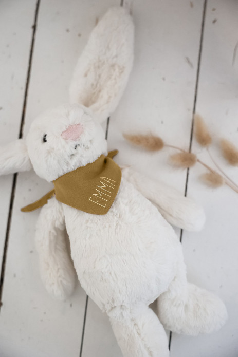 peluche conejo suavecito con pañuelo personalizado - idea de regalo para bebé