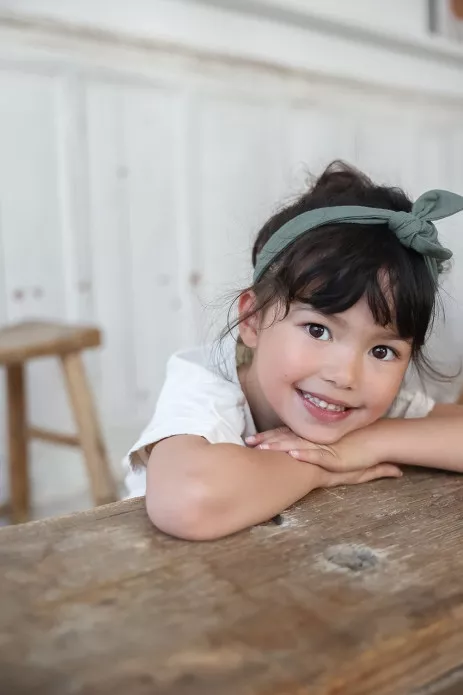 joli bandeau avec noeud uni et ajustable en gaze de coton pour bébé et petite fille