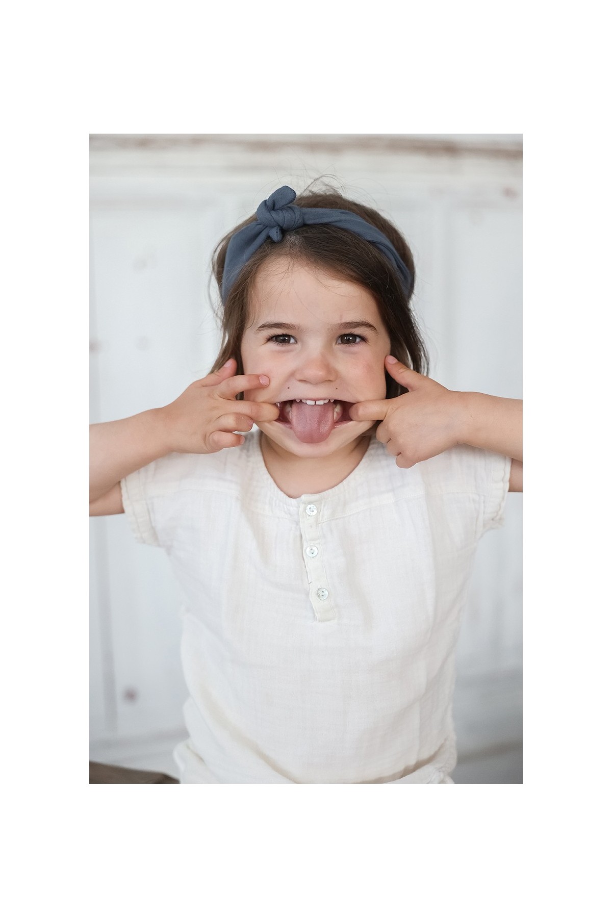 bonita diadema con lazo liso y ajustable en gasa de algodón para bebé y niña pequeña