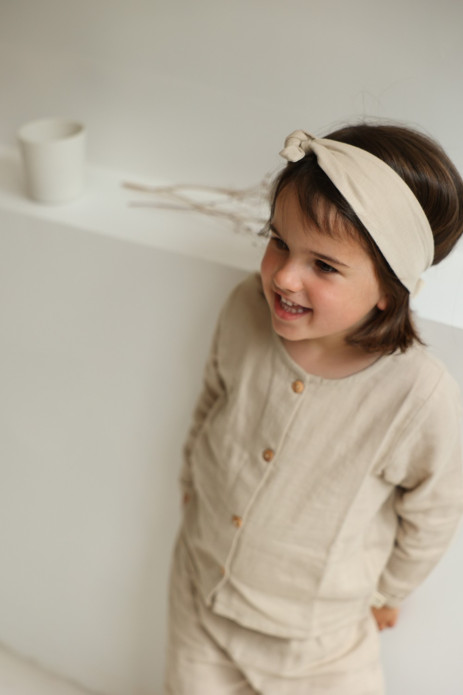 bonita diadema con lazo liso y ajustable en gasa de algodón para bebé y niña pequeña