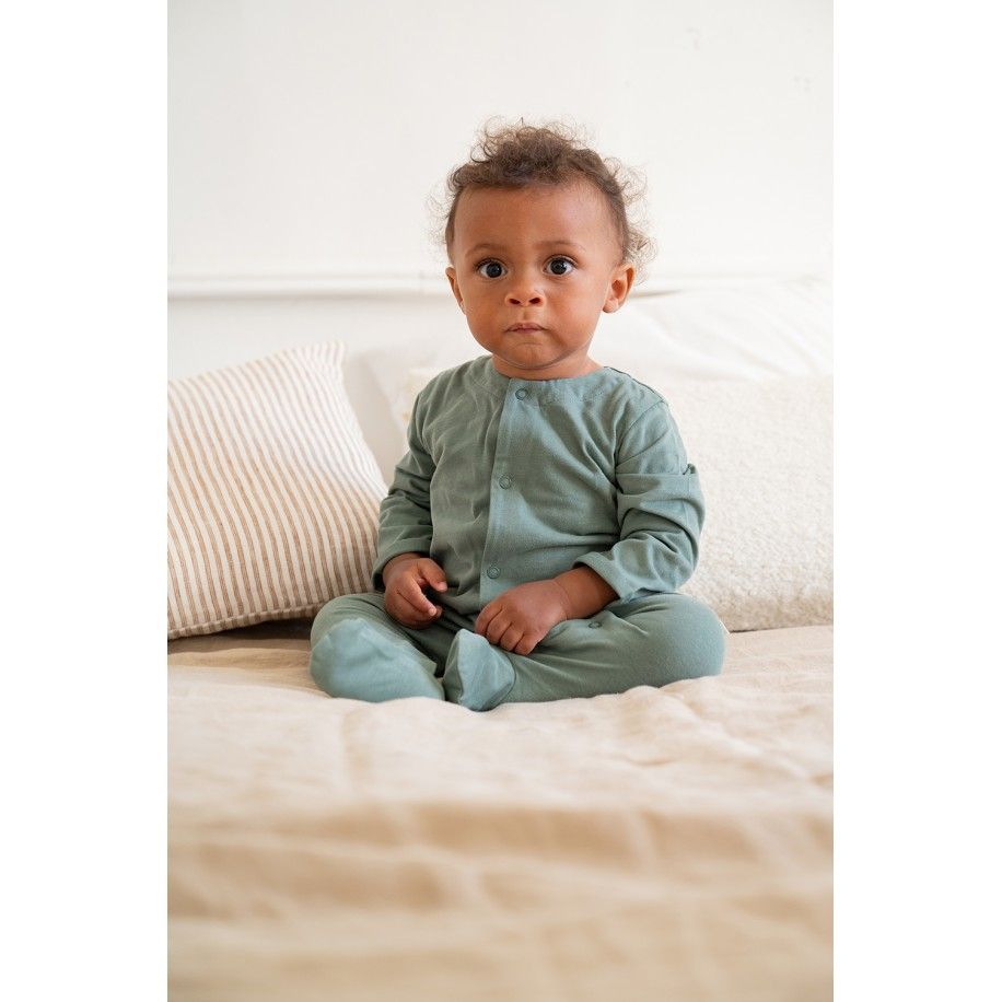 lovely plain organic cotton jersey pajamas for baby with snap buttons