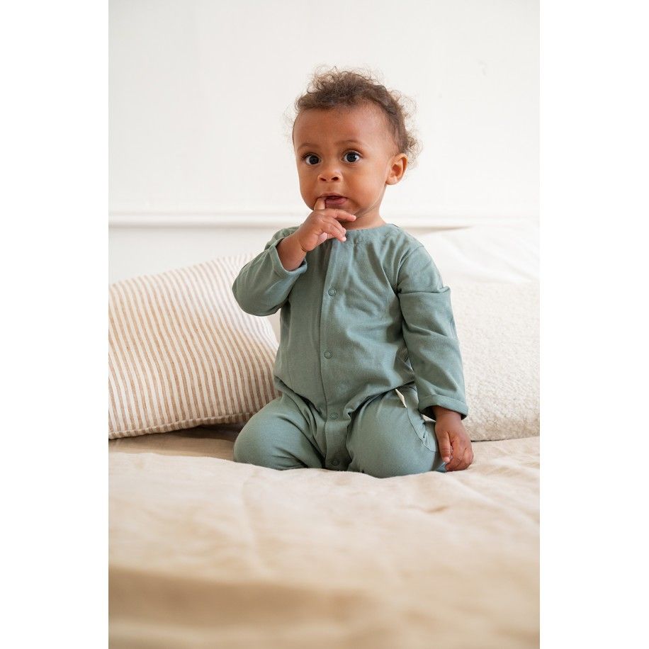 lovely plain organic cotton jersey pajamas for baby with snap buttons