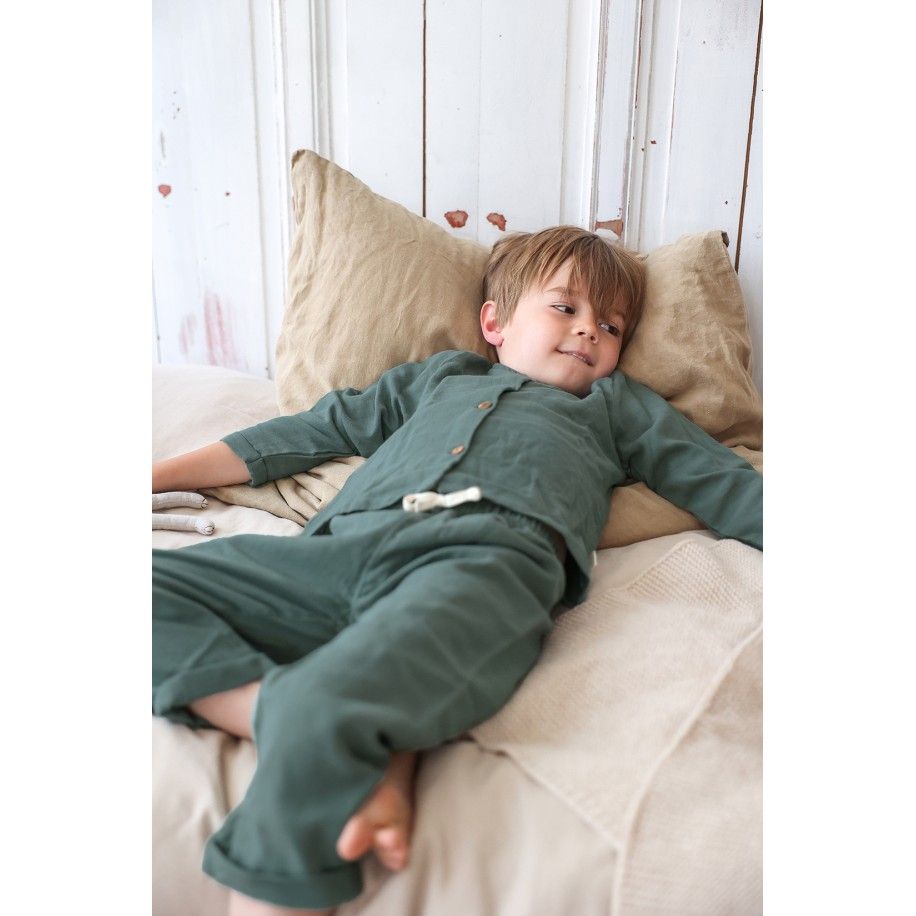 children's two-piece pajamas in organic cotton gauze with wooden buttons