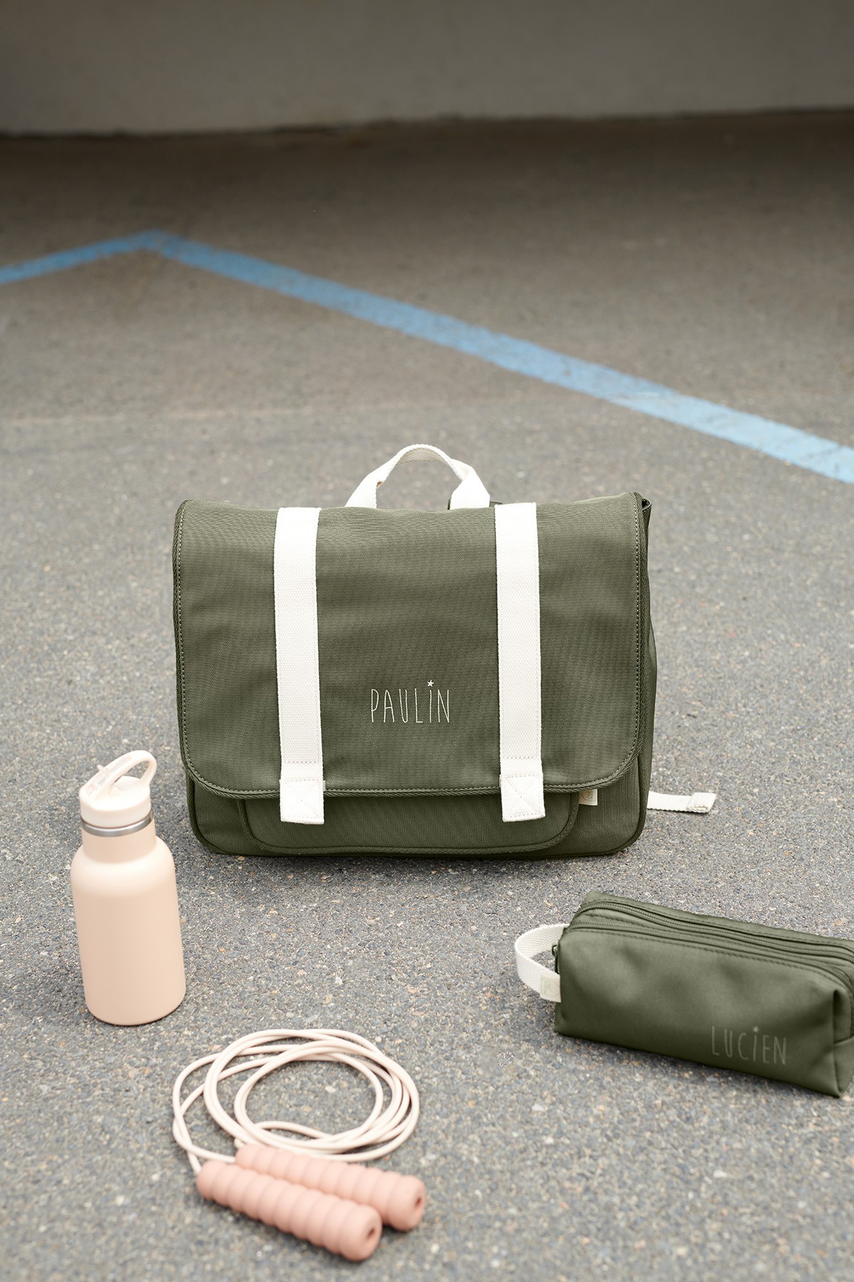 Bonito estuche escolar liso y personalizable, con dos compartimentos, perfecto para el colegio