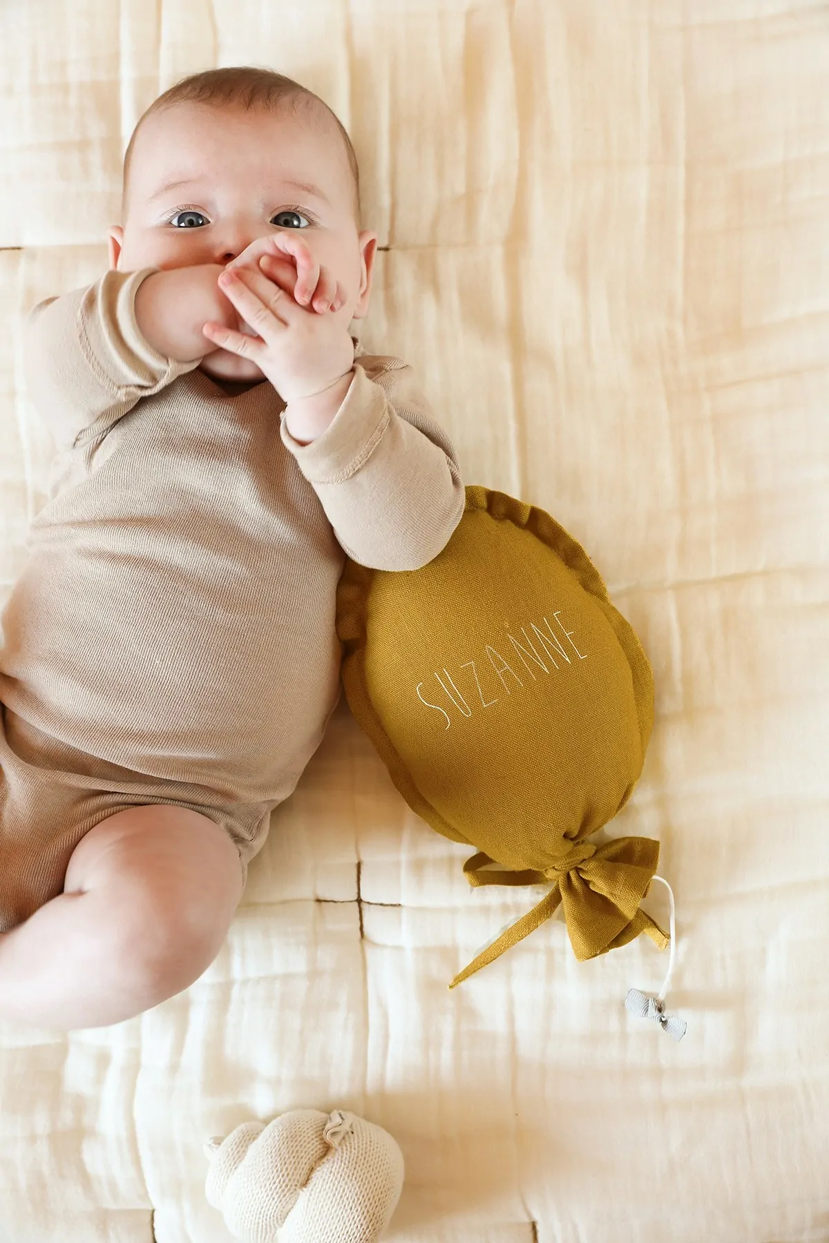 boîte à musique personnalisée pour bébé - jolie déco - cadeau de naissance