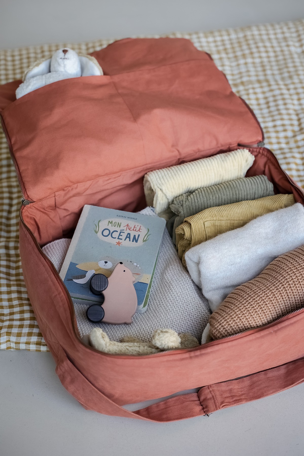 Large cotton suitcase with customizable zip - baby birth gift
