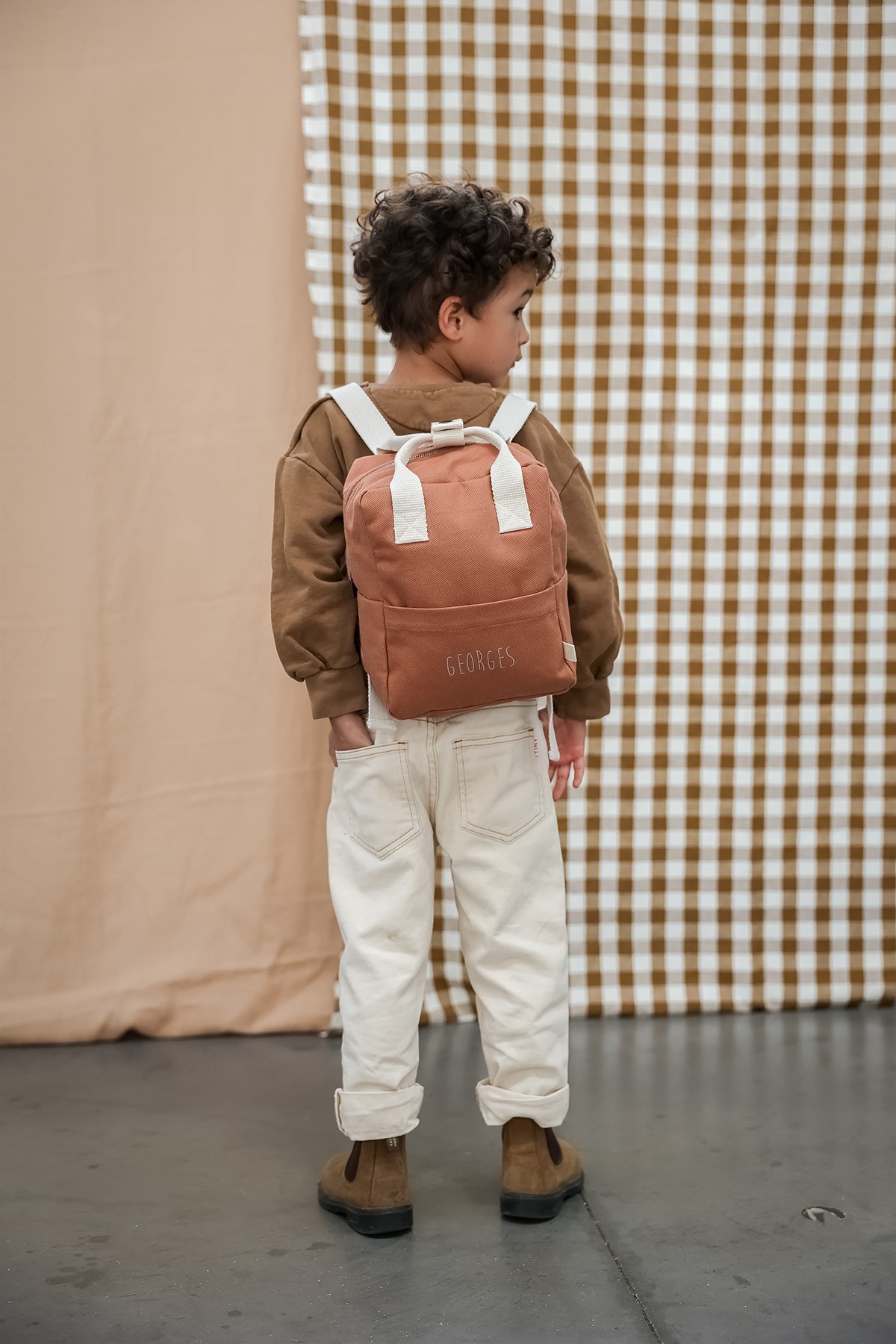Customizable school backpack for children