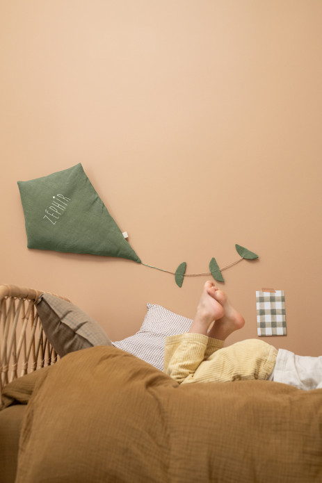 decoración original para habitación infantil - cometa de lino personalizable