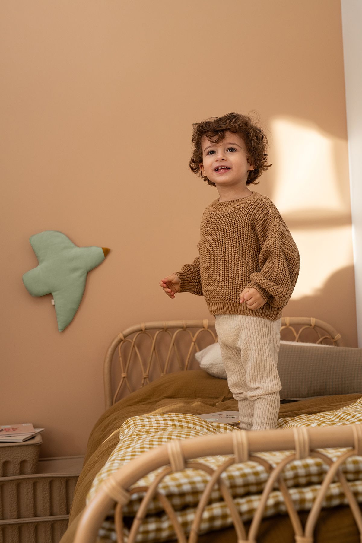 bonita decoración mural para habitación infantil - forma de pájaro en lino para personalizar