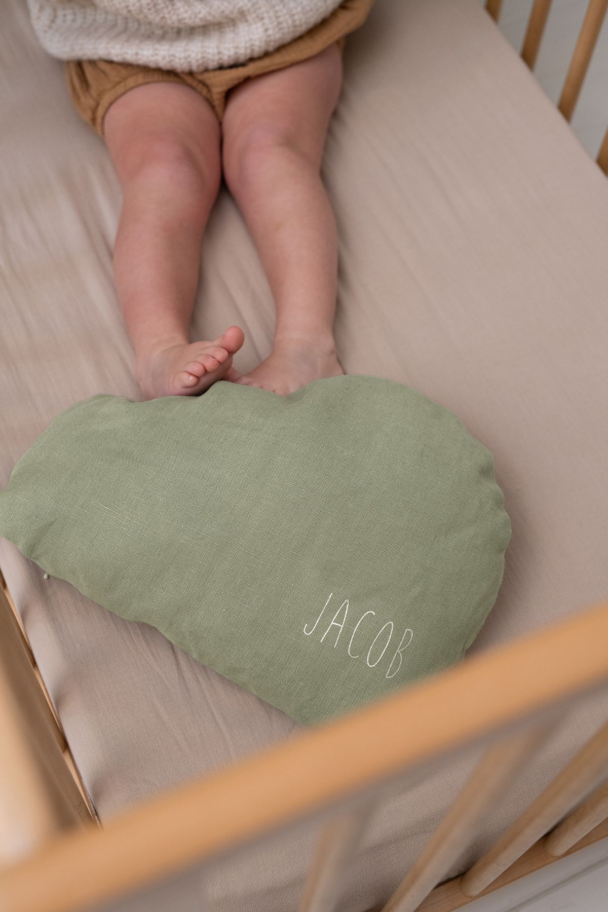 lovely solid and oval cushion - to personalize - original gift idea