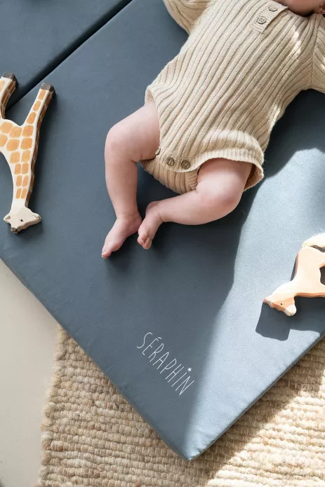 alfombra de juego personalizada y lisa - cómoda y transportable - impermeable y lavable