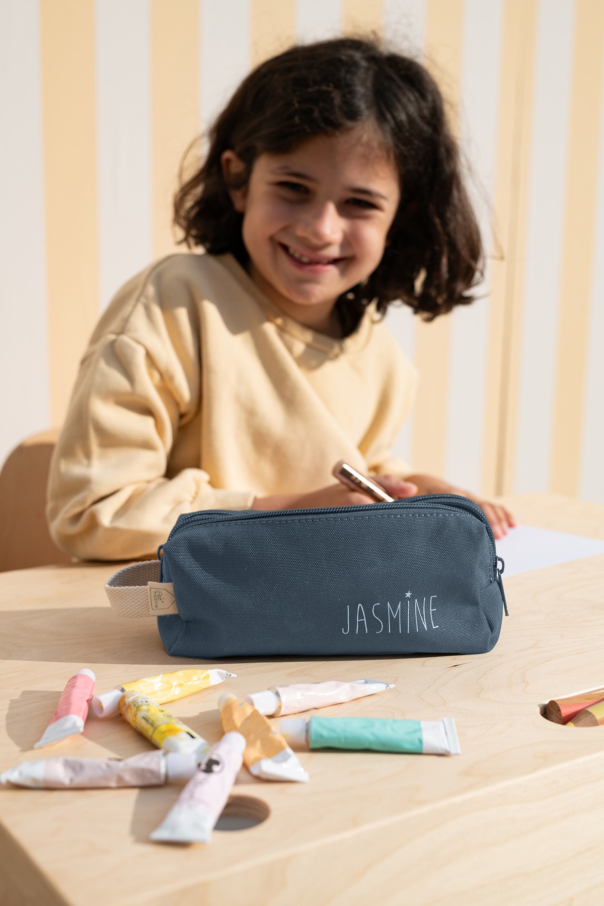 bonita estuche escolar liso personalizable con doble compartimento perfecta para el colegio