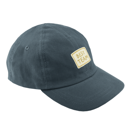 jolie casquette unie et brodée pour enfant