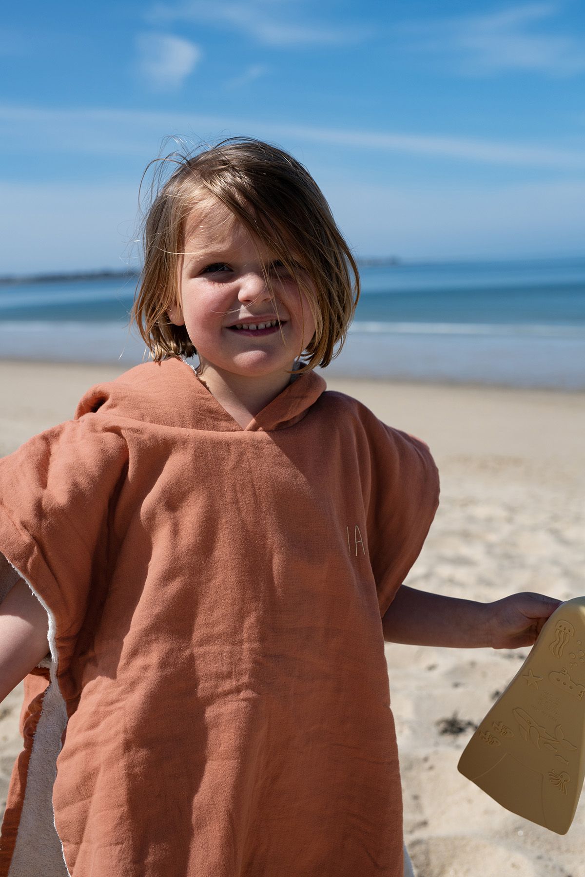 poncho uni enfant en lange de coton personnalisable