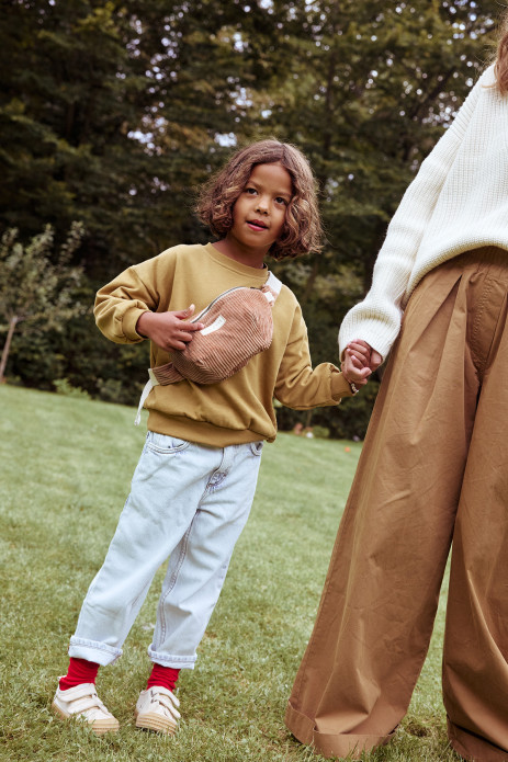 personalizable velvet fanny pack for children