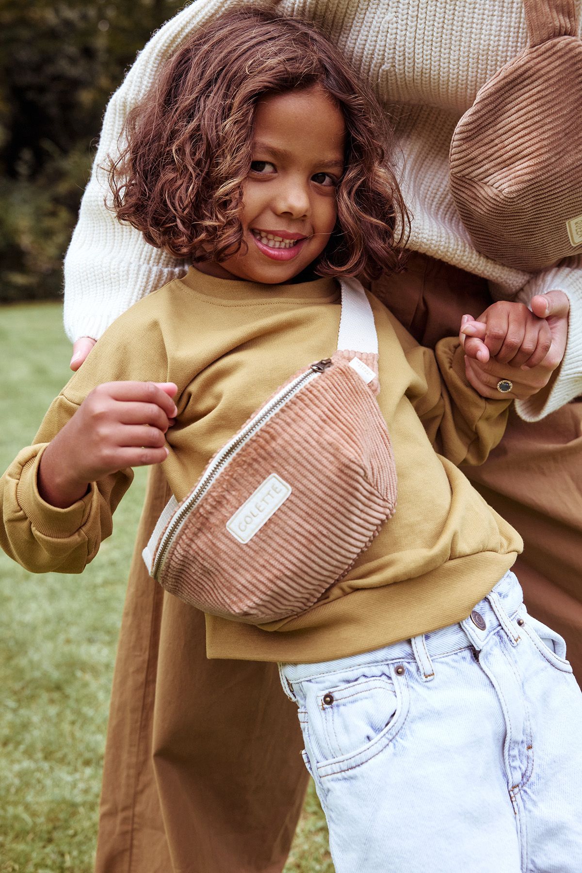 personalizable velvet fanny pack for children