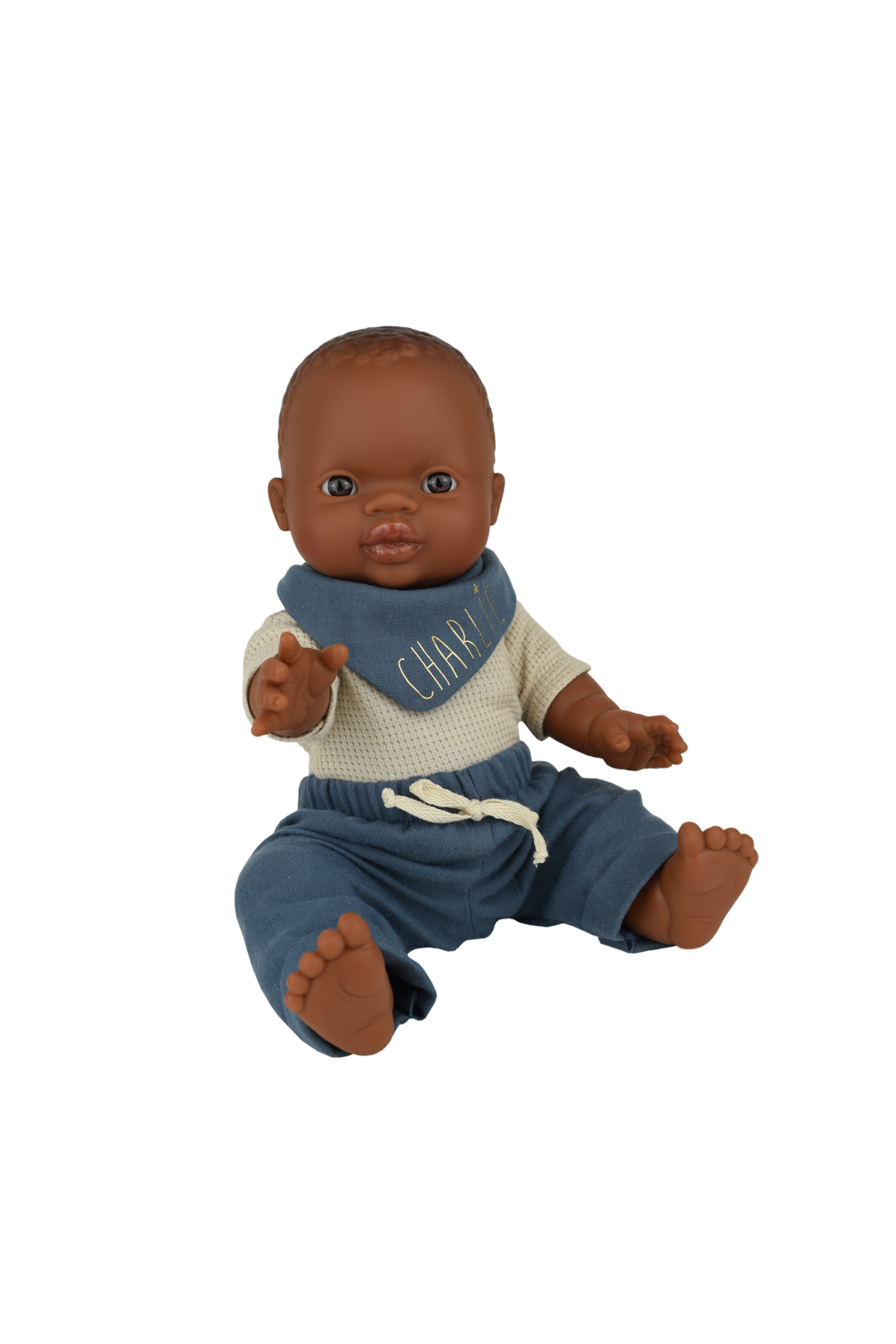 muñeca minikane con pañuelo personalizado regalo infantil personalizado