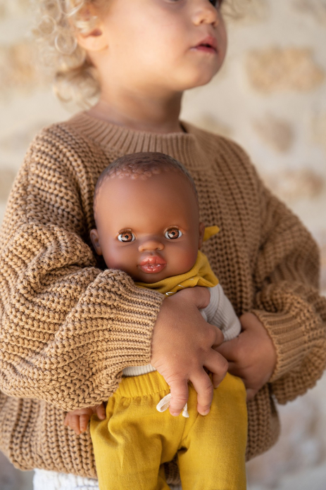 muñeca minikane con pañuelo personalizado regalo niño personalizado