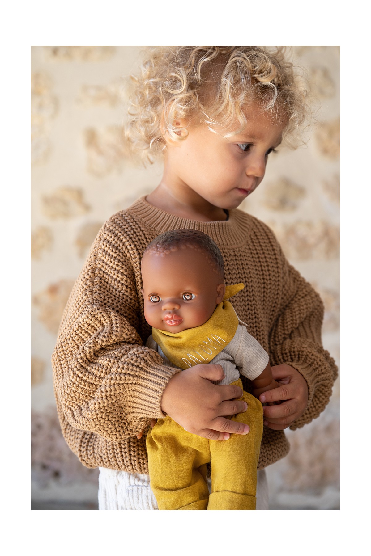 muñeca minikane con pañuelo personalizado regalo niño personalizado