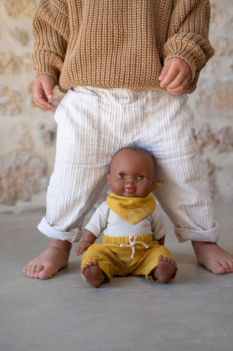 muñeca minikane con pañuelo personalizado regalo niño personalizado