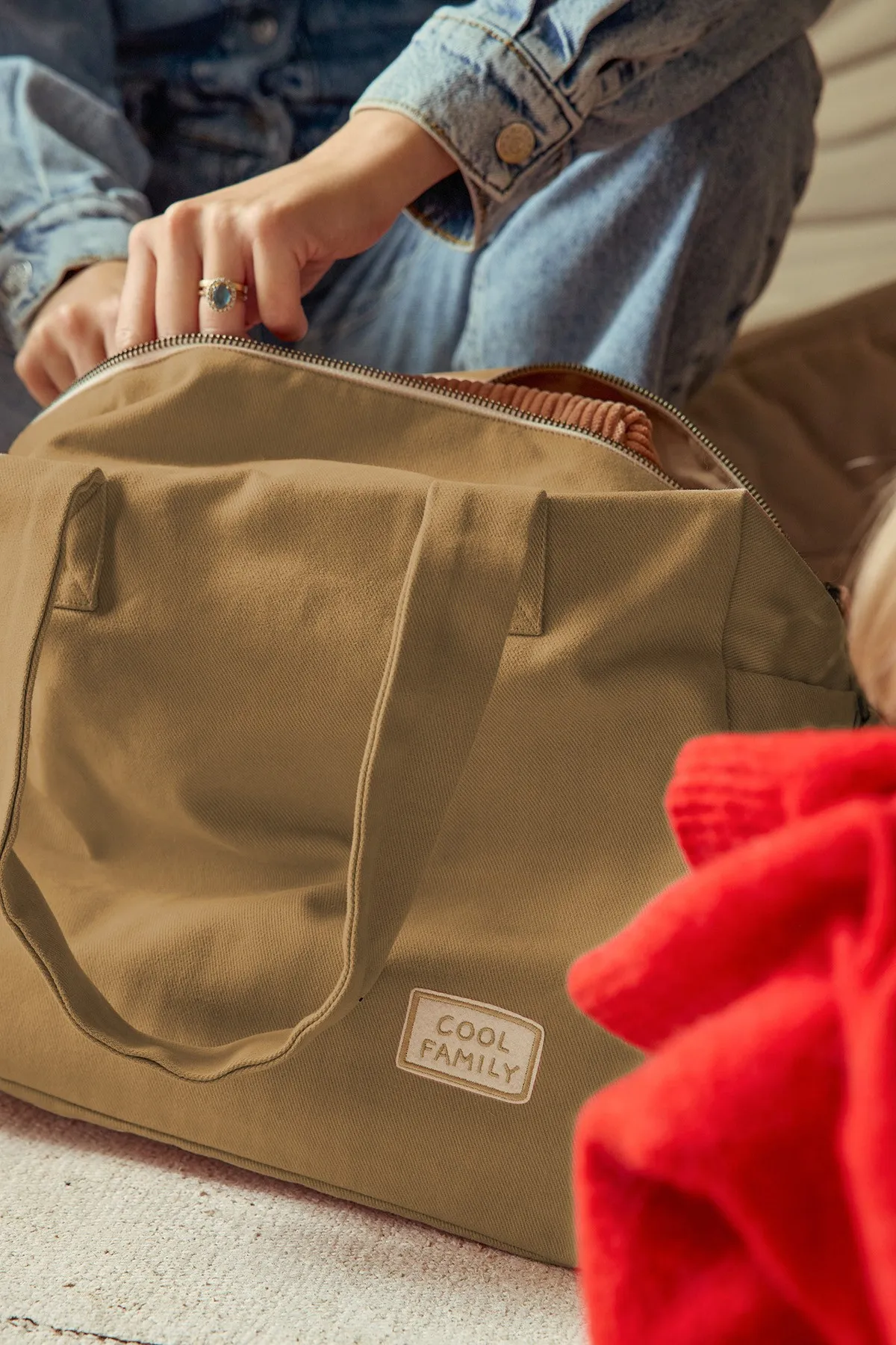 small personalizable swaddle bag