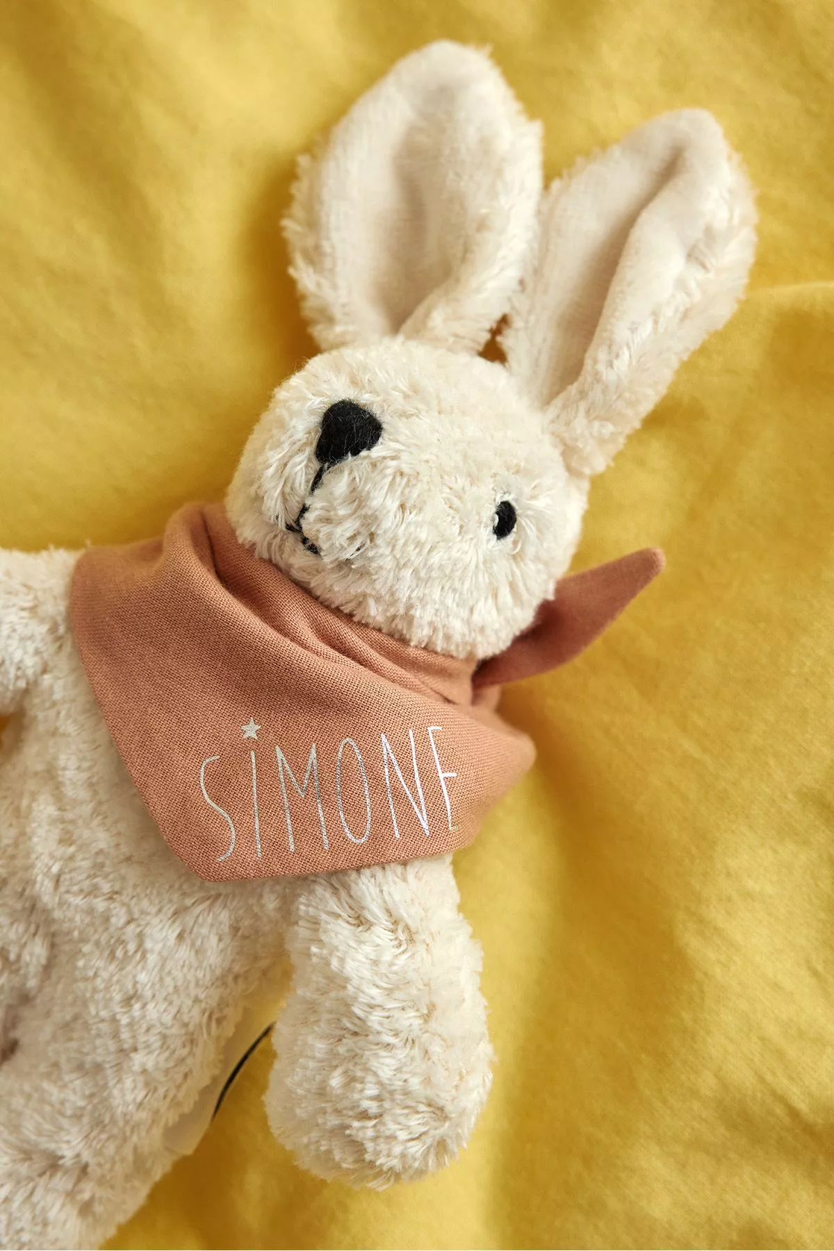 Peluche conejito con pañuelo personalizado
