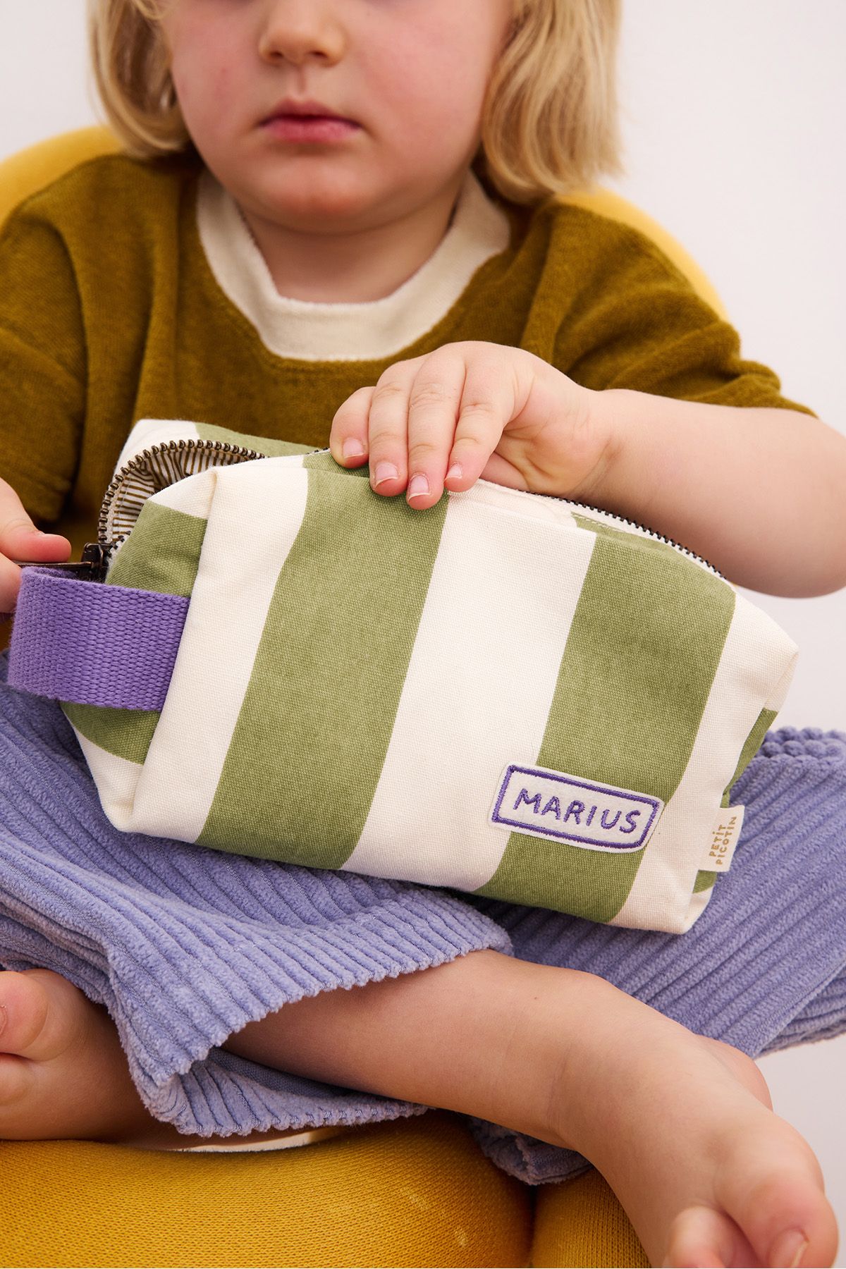 pequeña bolsa de aseo de rayas personalizable