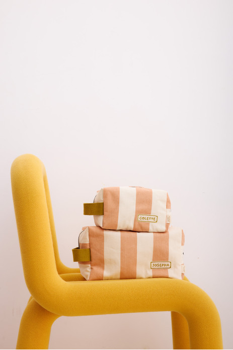 pequeño neceser de rayas personalizable