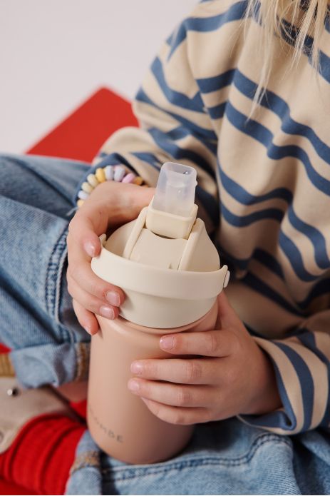 bonita botella de agua infantil personalizable