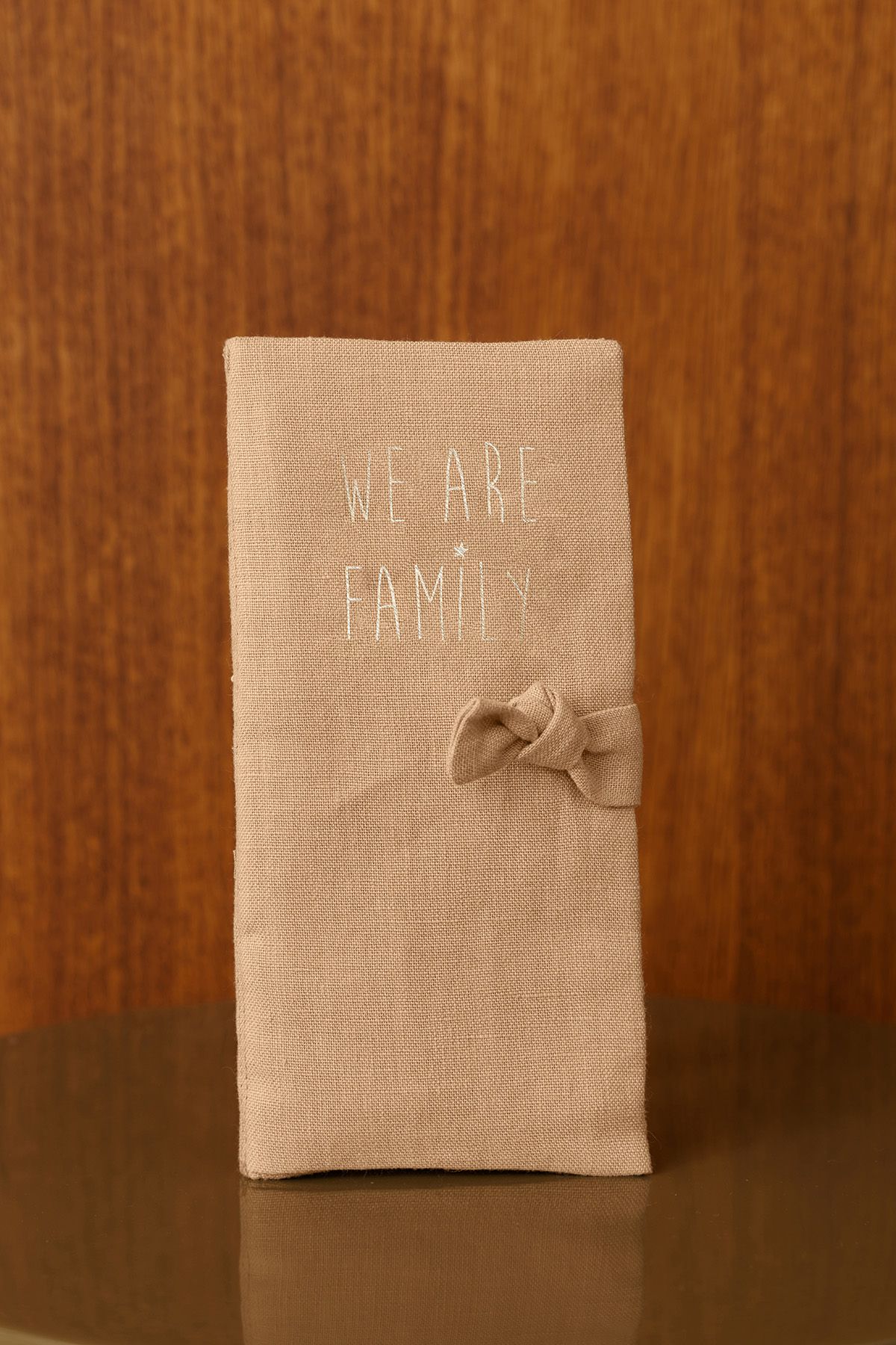 protector de libreta familiar personalizado en lino - idea de regalo de boda