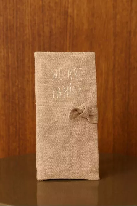 protector de libreta familiar personalizado en lino - idea de regalo de boda