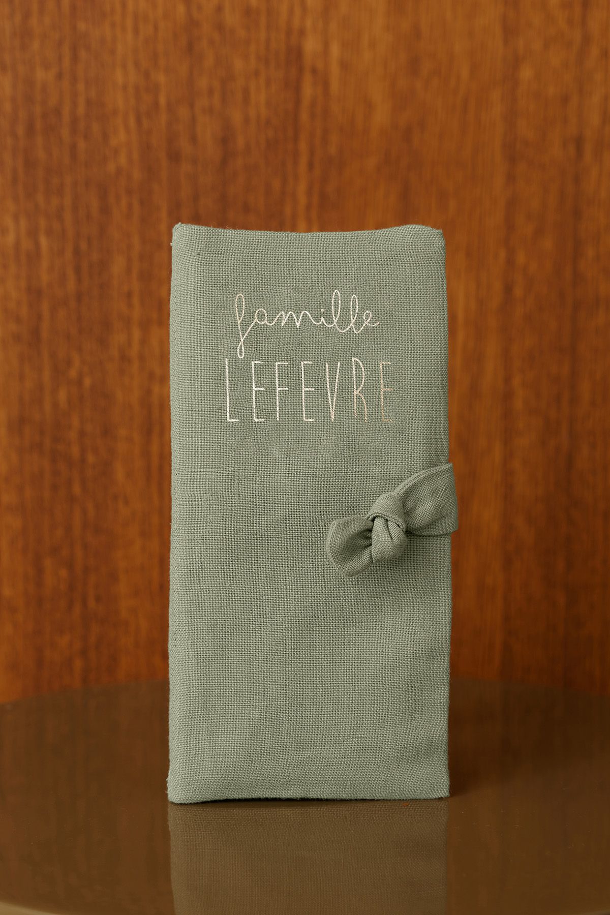 protector de libreta familiar personalizado en lino - idea de regalo de boda