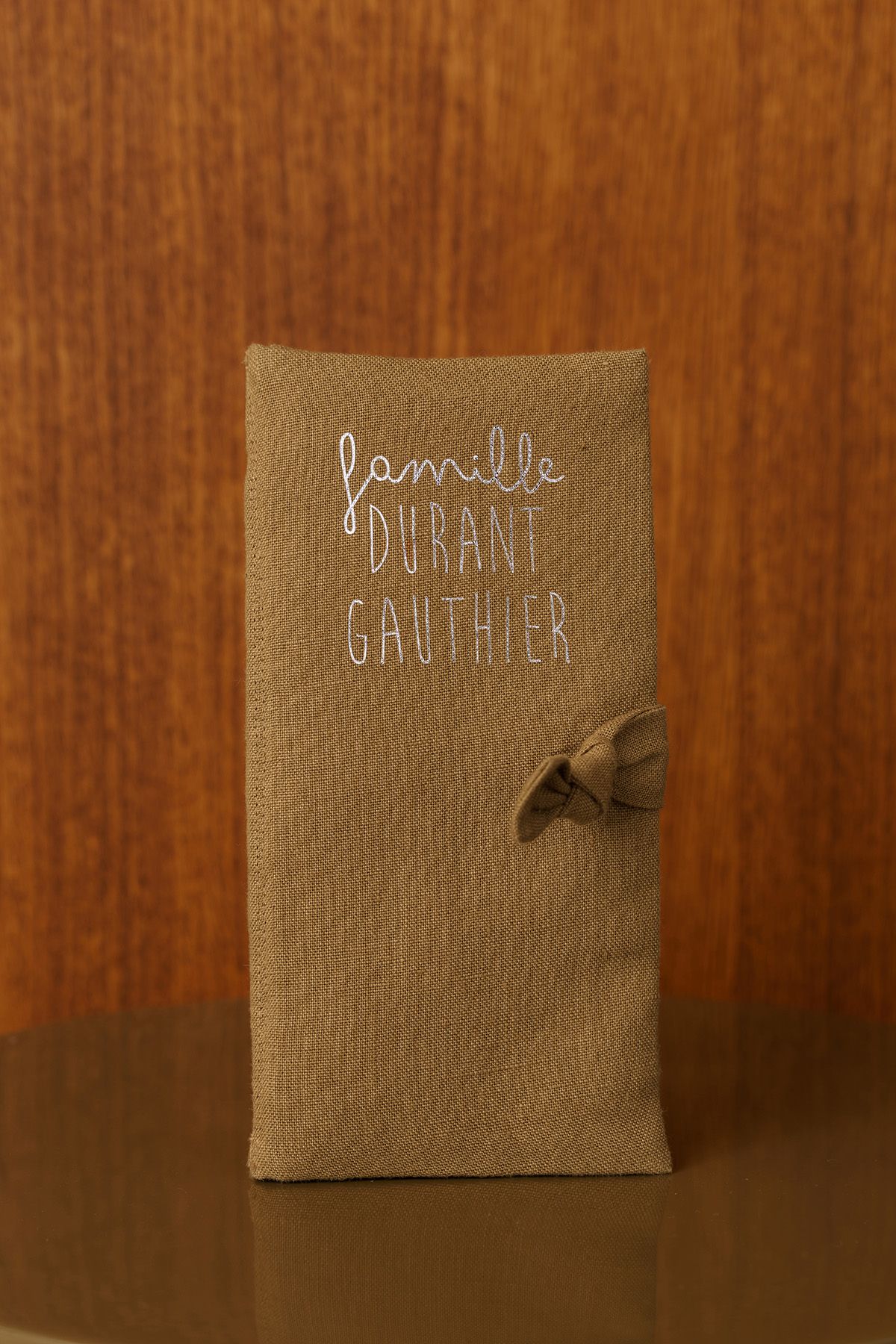 protector de libro de familia personalizado en lino - idea de regalo de boda