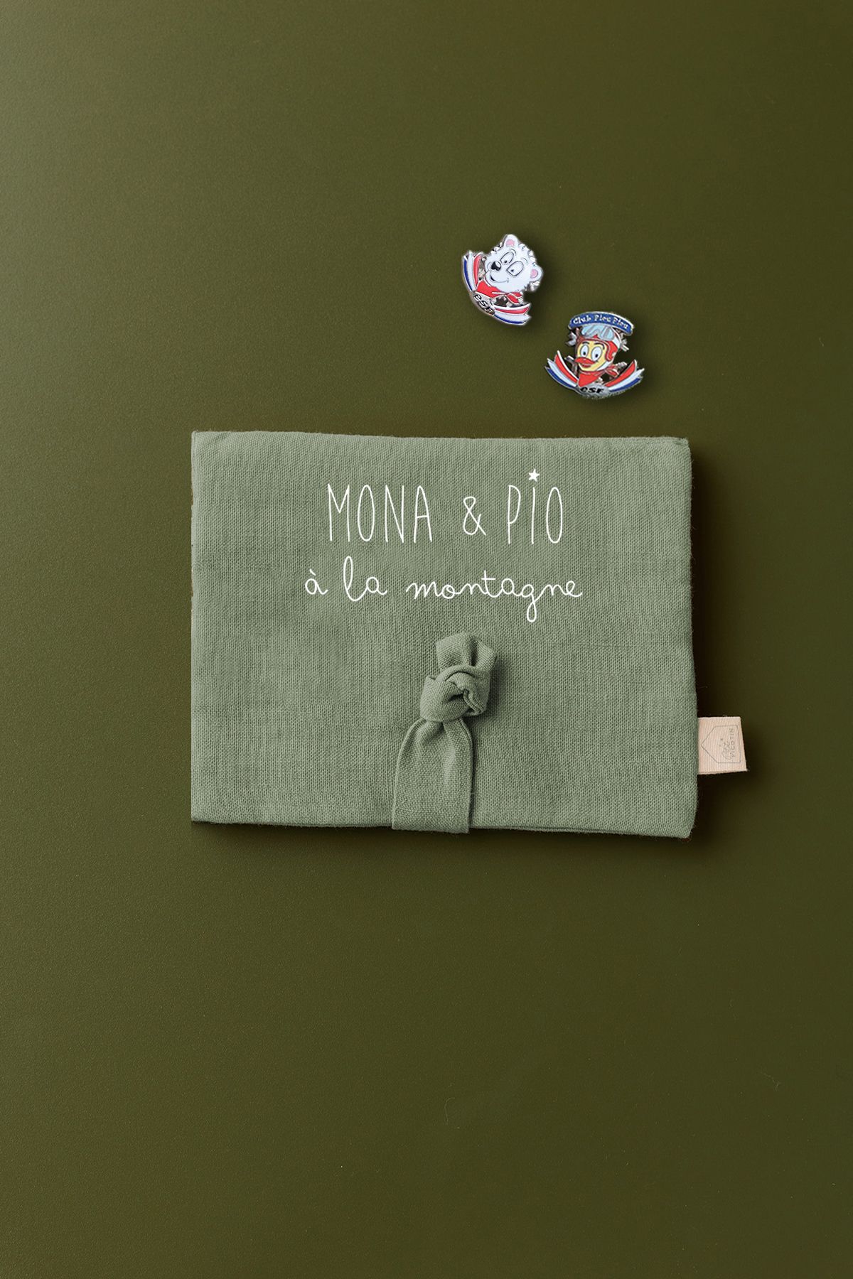 portamedallas de esquí personalizable en lino - idea de regalo original para niño