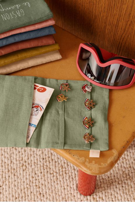 portamedallas de esquí personalizable en lino - idea de regalo original para niño