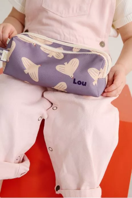 trousse à crayons enfant personnalisable avec des compartiments et à motifs