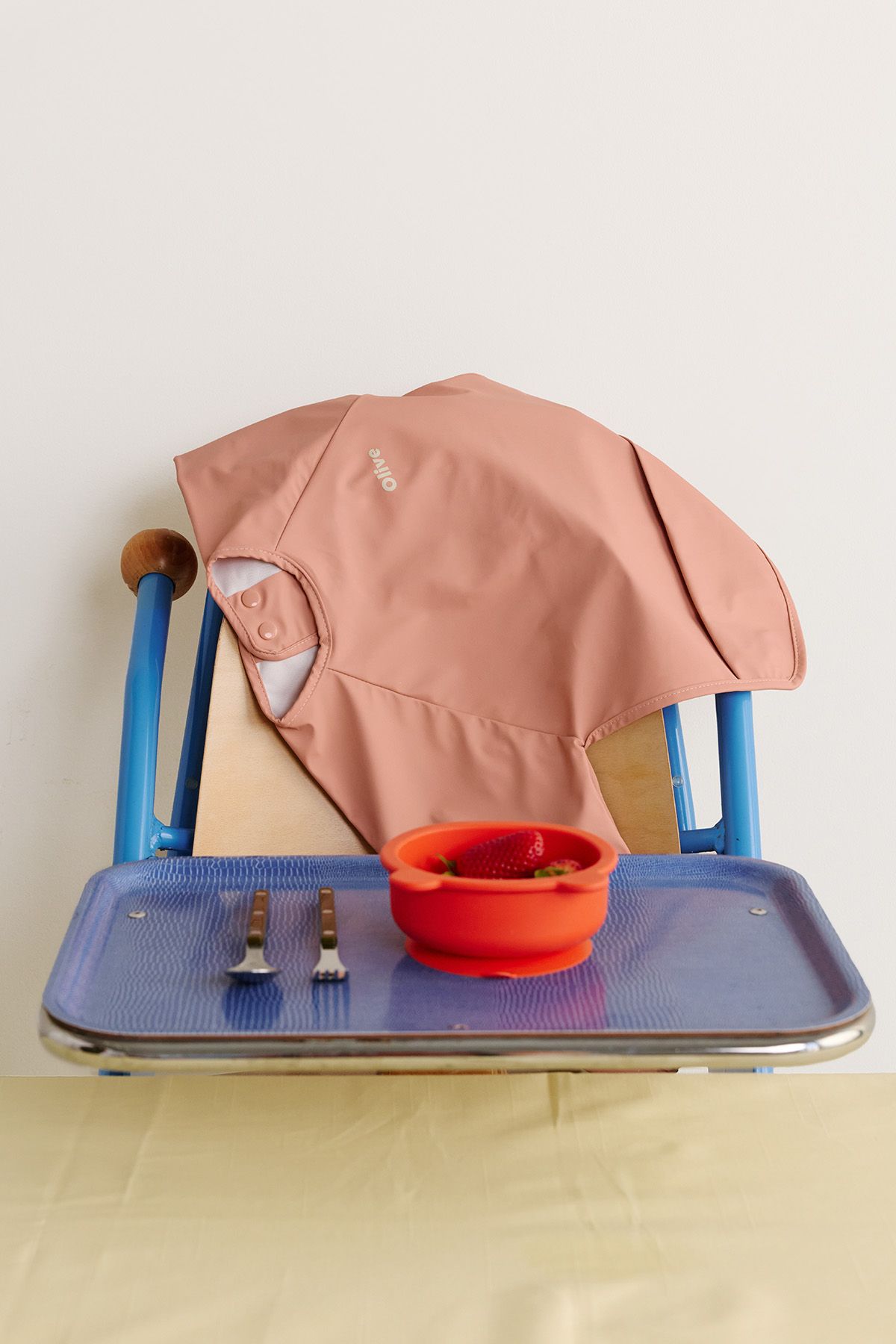 customizable coated sleeved bib for baby