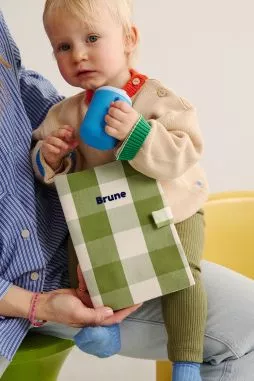 protector de cartilla de salud a cuadros para bebé personalizable