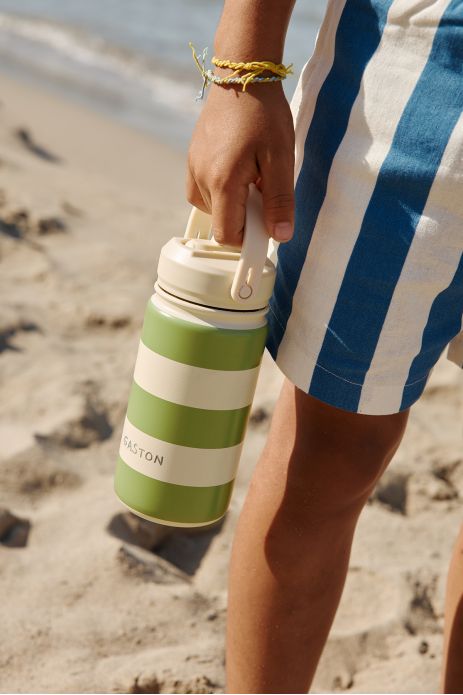 bonita cantimplora de rayas personalizable para niños