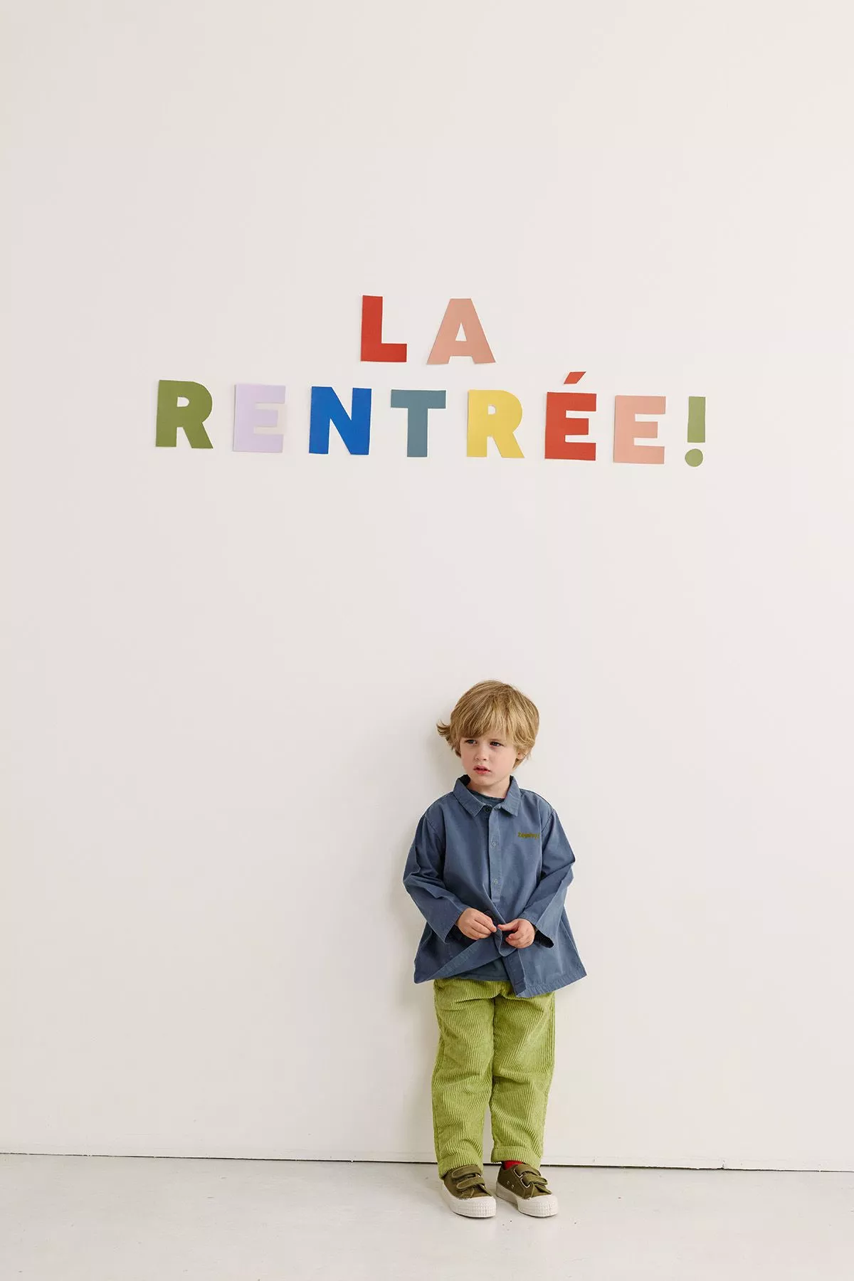 blouse enfant d'écolier en coton personnalisable avec pressions