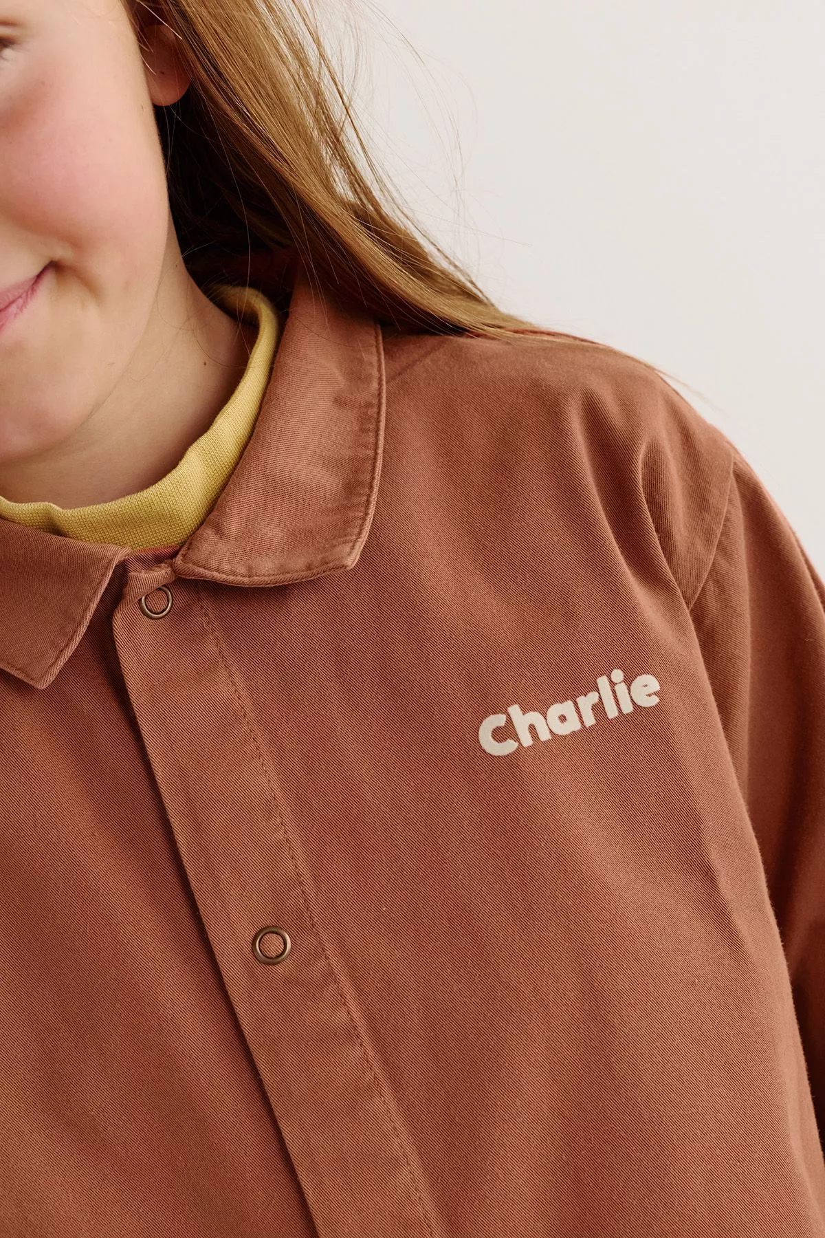 blouse enfant d'écolier en coton personnalisable avec pressions