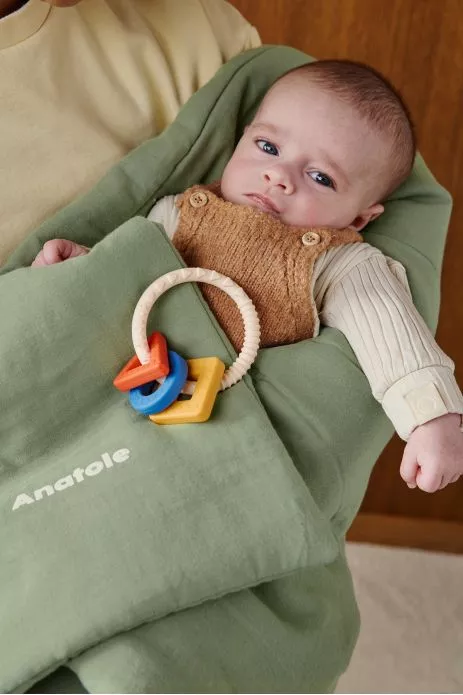 couverture matelassée pour bébé unie et personnalisable