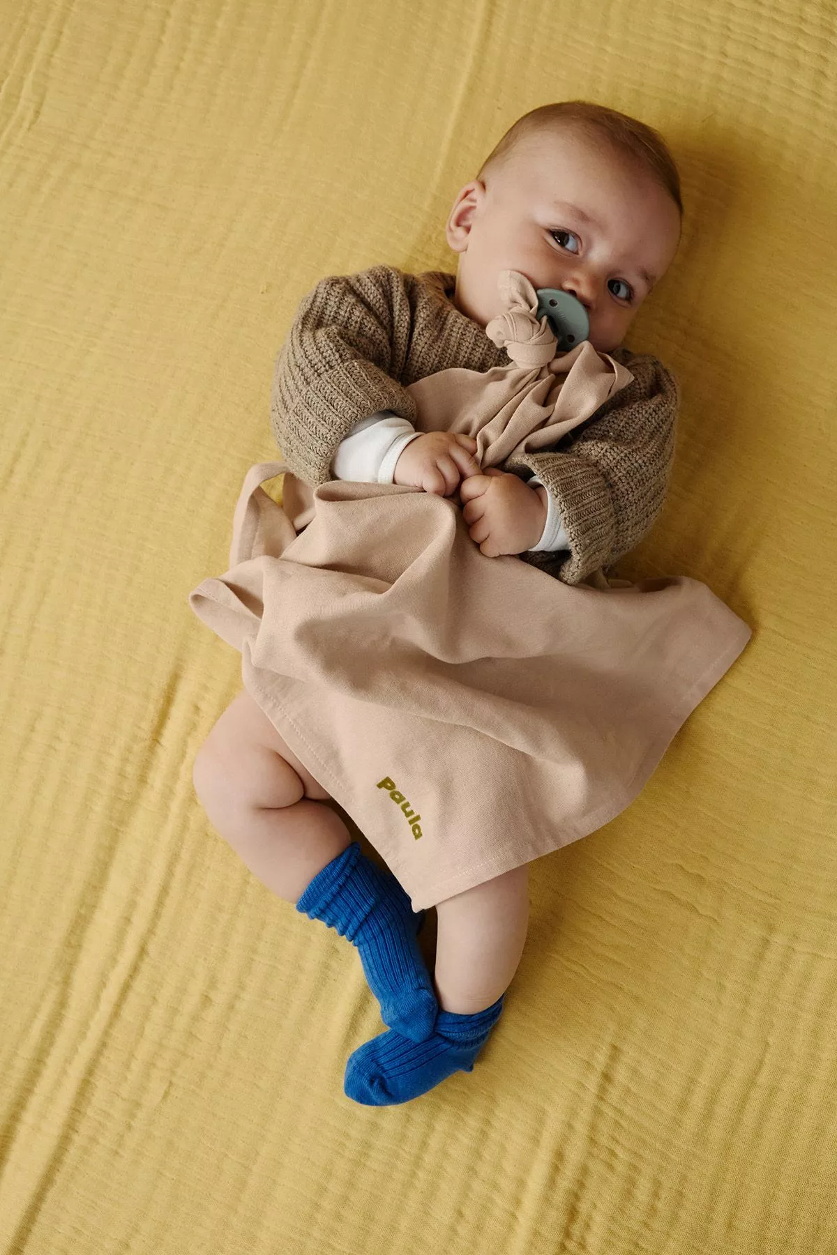 small personalizable cotton swaddle for baby
