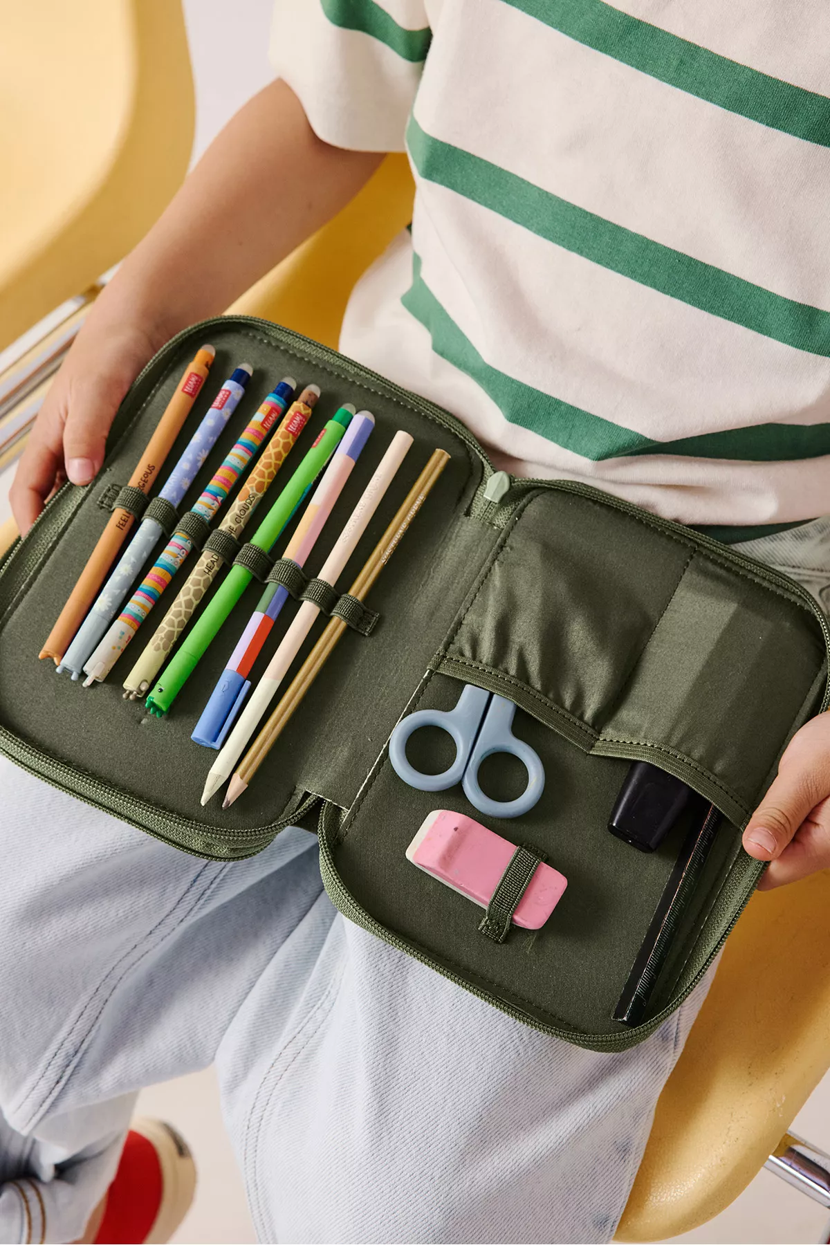 personalisable folding pencil case for children