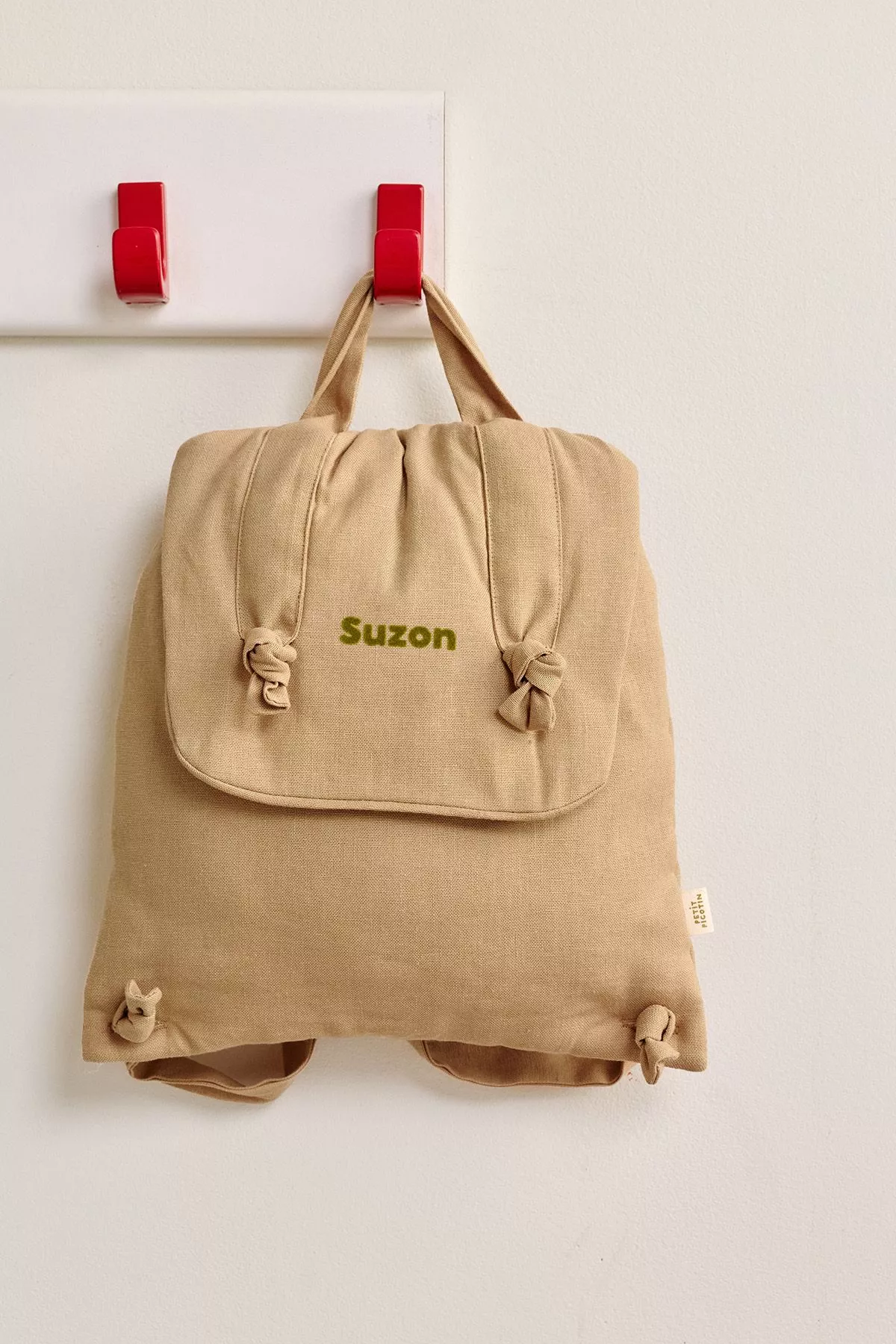 sac à dos bébé en lin personnalisable cadeau naissance crèche école maternelle