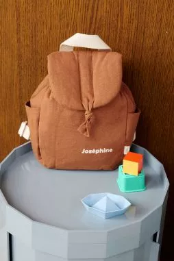 sac à dos bébé en lin personnalisable avec anses ajustables