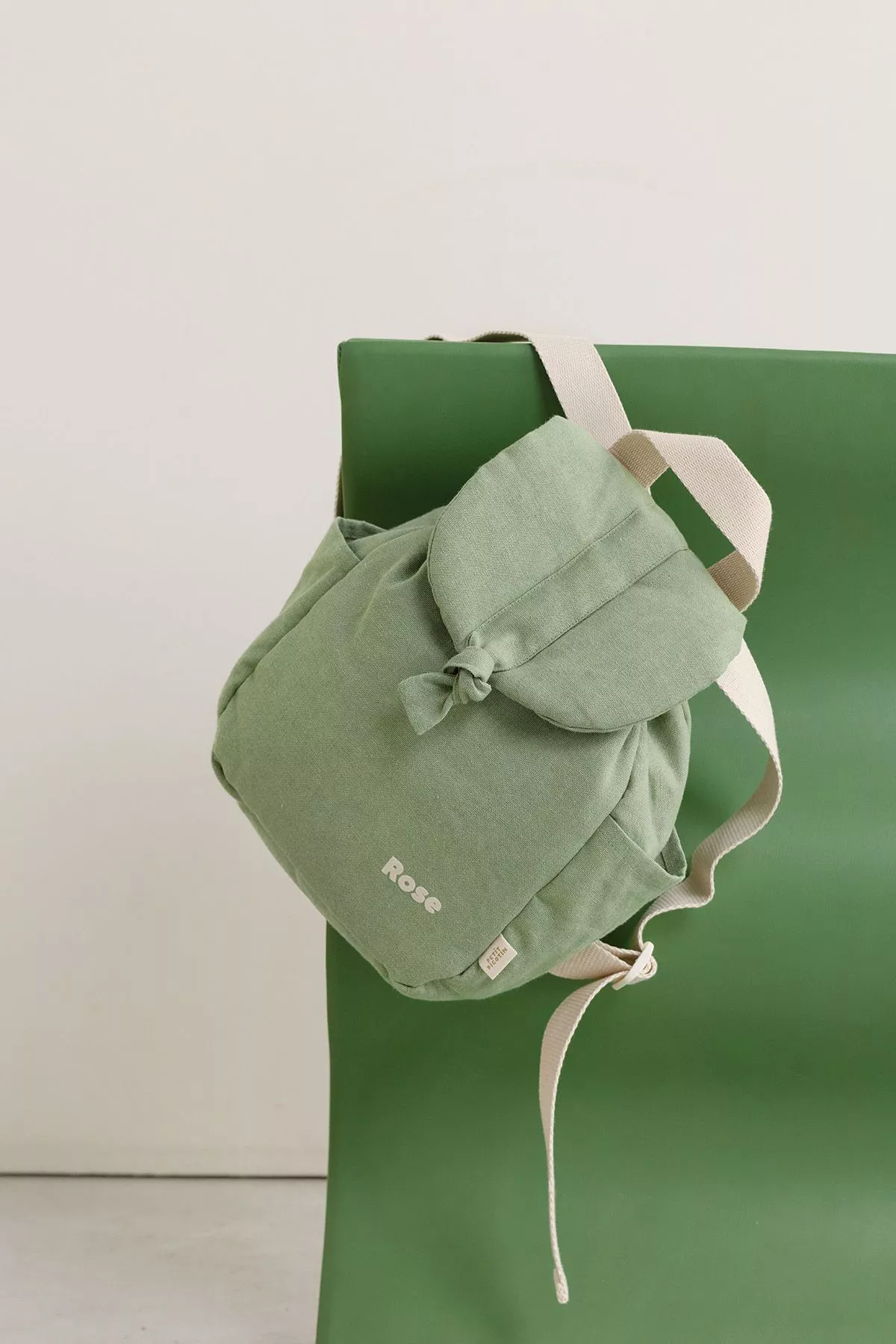 mochila para bebé de lino personalizable con asas ajustables