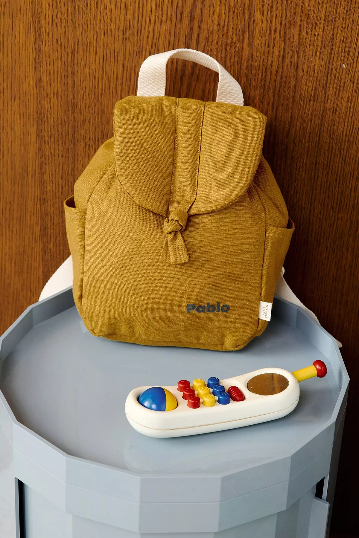 mochila para bebé de lino personalizable con asas ajustables